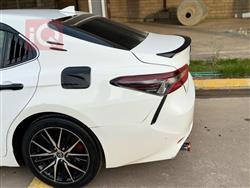 تۆیۆتا کامری